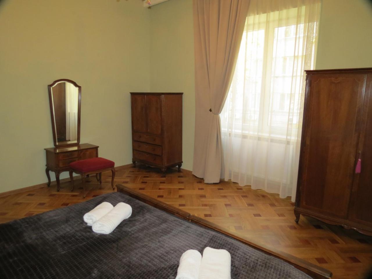 Three Rooms Apartment Tbilisi Exteriör bild