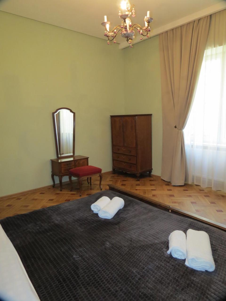Three Rooms Apartment Tbilisi Exteriör bild