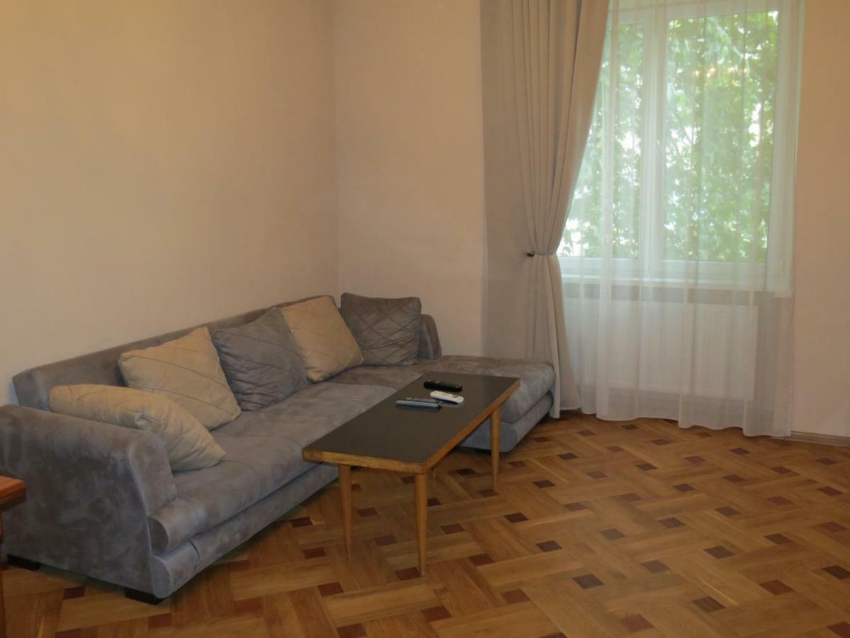 Three Rooms Apartment Tbilisi Exteriör bild